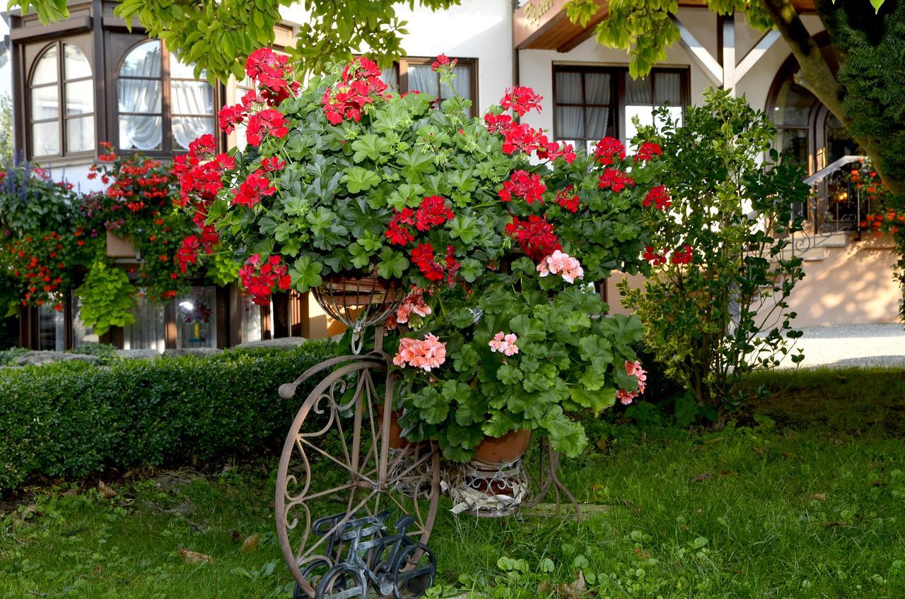 Hotel Riegeler Hof Exterior photo